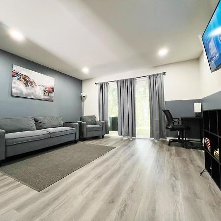 The Lux 28 Tvs Every Room Free Wifi Atlanta Exterior photo